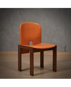 Afra & Tobia Scarpa per Cassina Model 121 Leather Walnut Dinning Chairs, 1967