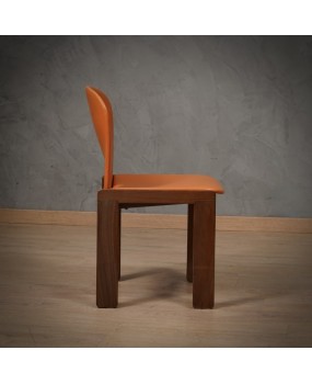 Afra & Tobia Scarpa per Cassina Model 121 Leather Walnut Dinning Chairs, 1967