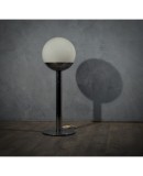 Very particular floor lamp by the designer Pia Crippa Guidetti, rigor and style imbue this 70s floor lamp.
