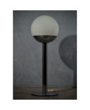 Very particular floor lamp by the designer Pia Crippa Guidetti, rigor and style imbue this 70s floor lamp.