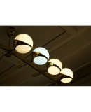 L 93 Grande lampadario dalla rara forma triangolare L 93 Grande lampadario dalla rara forma triangolare