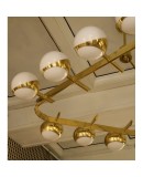 L 93 Grande lampadario dalla rara forma triangolare L 93 Grande lampadario dalla rara forma triangolare