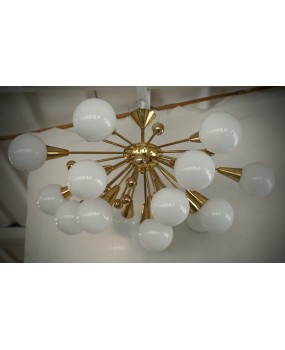 Lampadario Sputnik di Murano in Vetro Artistico Bianco e Ottone