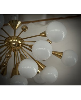 Lampadario Sputnik di Murano in Vetro Artistico Bianco e Ottone