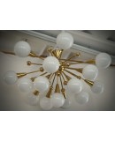 Lampadario Sputnik di Murano in Vetro Artistico Bianco e Ottone
