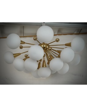 Lampadario Sputnik in Vetro Artistico di Murano Bianco e Ottone