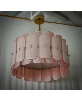 Murano Pink Art Glass and Brass Round Mid-Century Chandelier and Penda