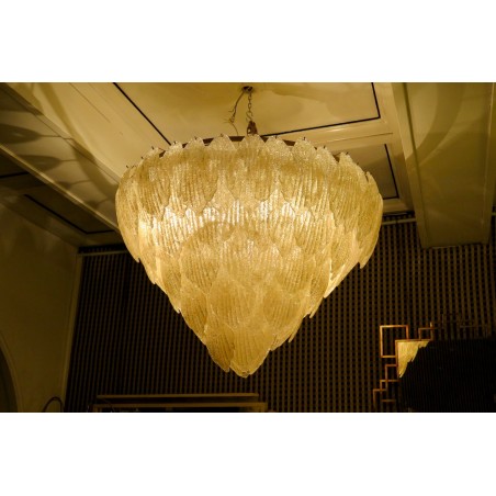 L 64  Lampadario in vetro di Murano color oro