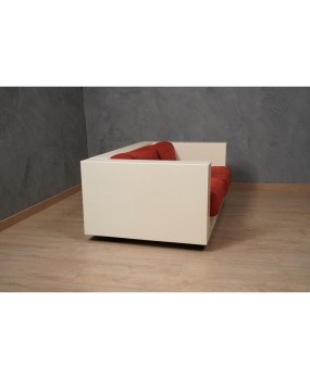 DD 35 MASSIMO VIGNELLI Divano mod. Saratoga bianco e rosso, 1964