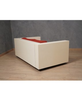 DD 35 MASSIMO VIGNELLI Divano mod. Saratoga bianco e rosso, 1964