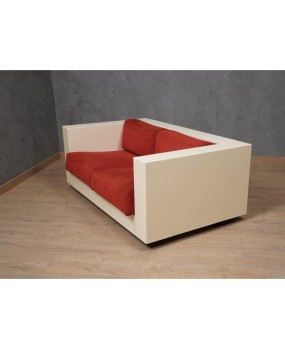 DD 35 MASSIMO VIGNELLI Divano mod. Saratoga bianco e rosso, 1964