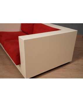 DD 35 MASSIMO VIGNELLI Divano mod. Saratoga bianco e rosso, 1964