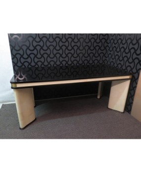 TV 37 Tavolo art decò rivestito in pergamena e ottone