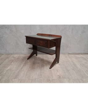 T 147 Coppia di comodini in legno di palissandro e opalina verde