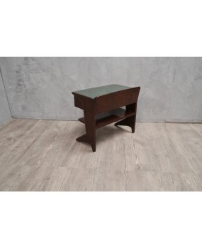 T 147 Coppia di comodini in legno di palissandro e opalina verde