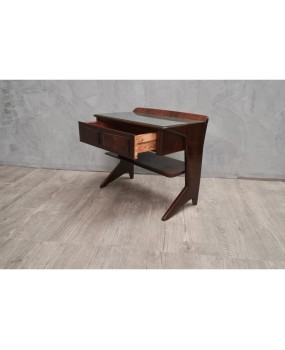T 147 Coppia di comodini in legno di palissandro e opalina verde